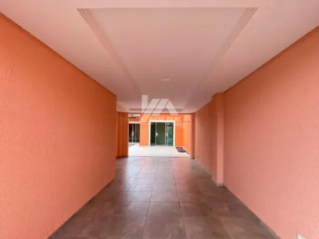 Sobrado 2 quartos e 3 banheiros, à venda, no bairro Cará-cará em Ponta Grossa