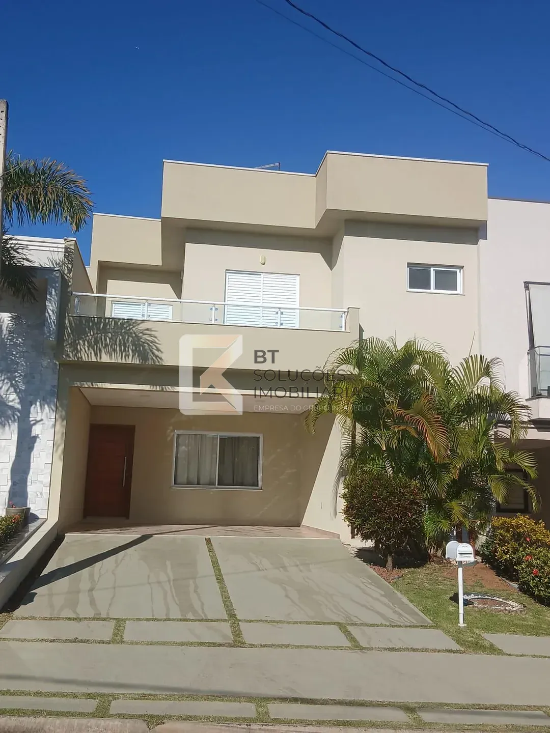Sobrado, 3 quartos, 180 m² - Foto 1
