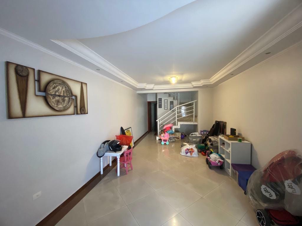 Sobrado para Locação 3 Quartos, 1 Suite, 2 Vagas, Jardim, Santo André - SP