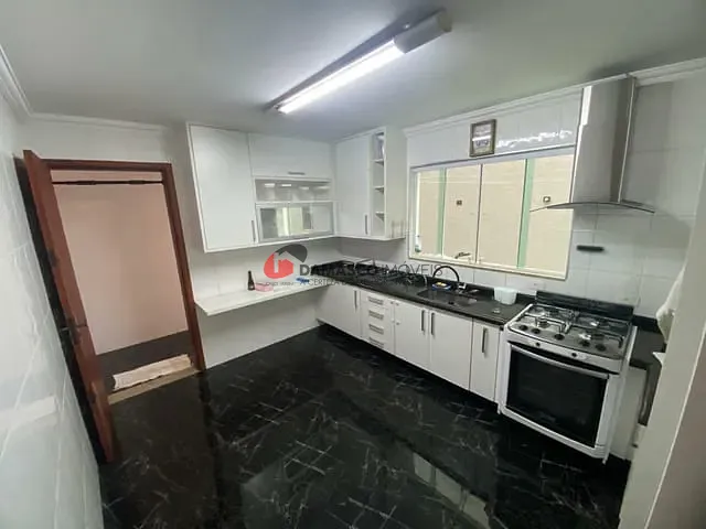 Sobrado com 134m² 3 quartos e 1 banheiro, para alugar, no bairro Jardim em Santo André