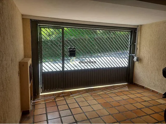 Sobrado 3 quartos e 2 banheiros, à venda, no bairro Parque Maria Domitila em São Paulo