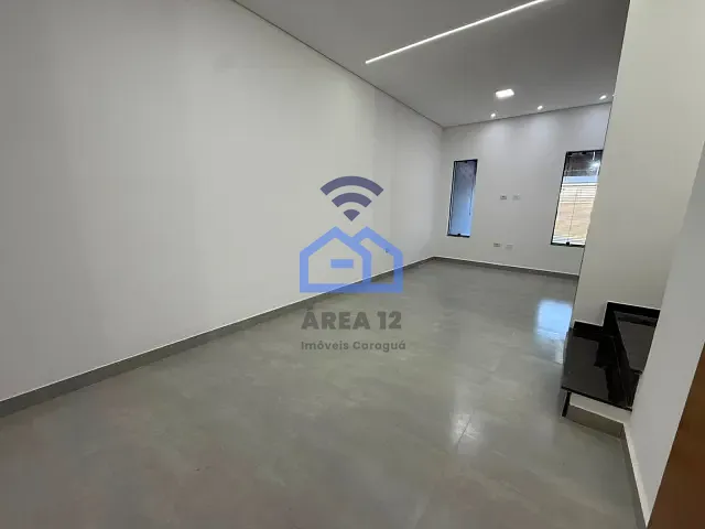 Sobrado com 135m² 2 quartos e 3 banheiros, à venda, no bairro Pontal de Santa Marina em Caraguatatuba