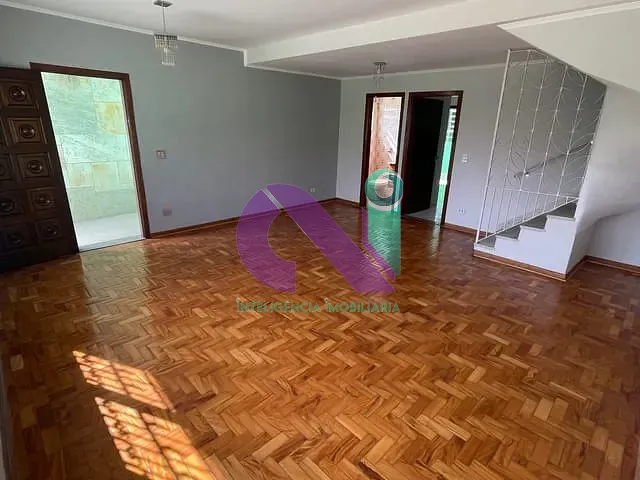 Sobrado com 145m² 3 quartos e 4 banheiros, à venda, no bairro Jardim D'Abril em Osasco