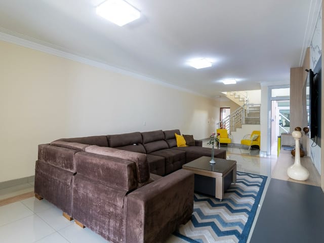 Foto do Sobrado - Sobrado para venda com 4 quartos, sendo 4 suítes, 213m² | Lares e Andares Imóveis