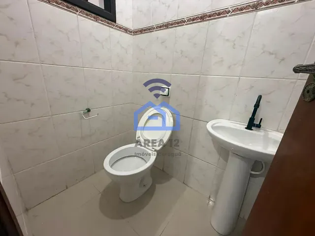Sobrado com 95m² 2 quartos e 3 banheiros, para alugar, no bairro Prainha em Caraguatatuba