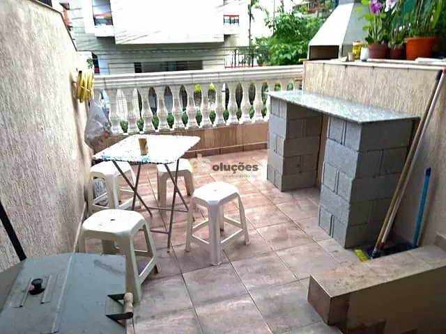 Sobrado 3 quartos e 2 banheiros, para alugar, no bairro Perdizes em São Paulo