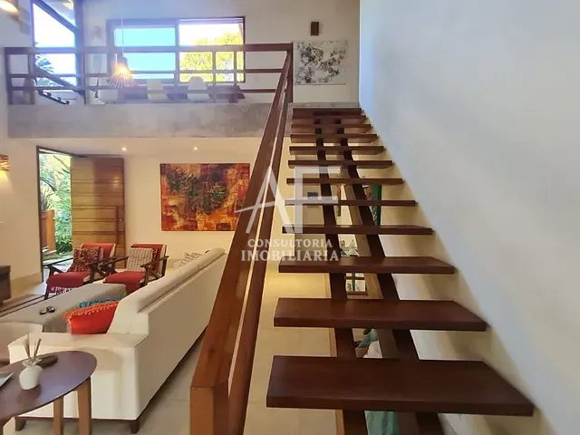 Sobrado com 550m² 3 quartos e 3 banheiros, à venda, no bairro Praia do Itamambuca em Ubatuba