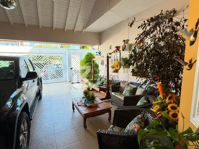 Sobrado com 300m² 3 quartos e 3 banheiros, à venda, no bairro Jardim Esplanada em Indaiatuba