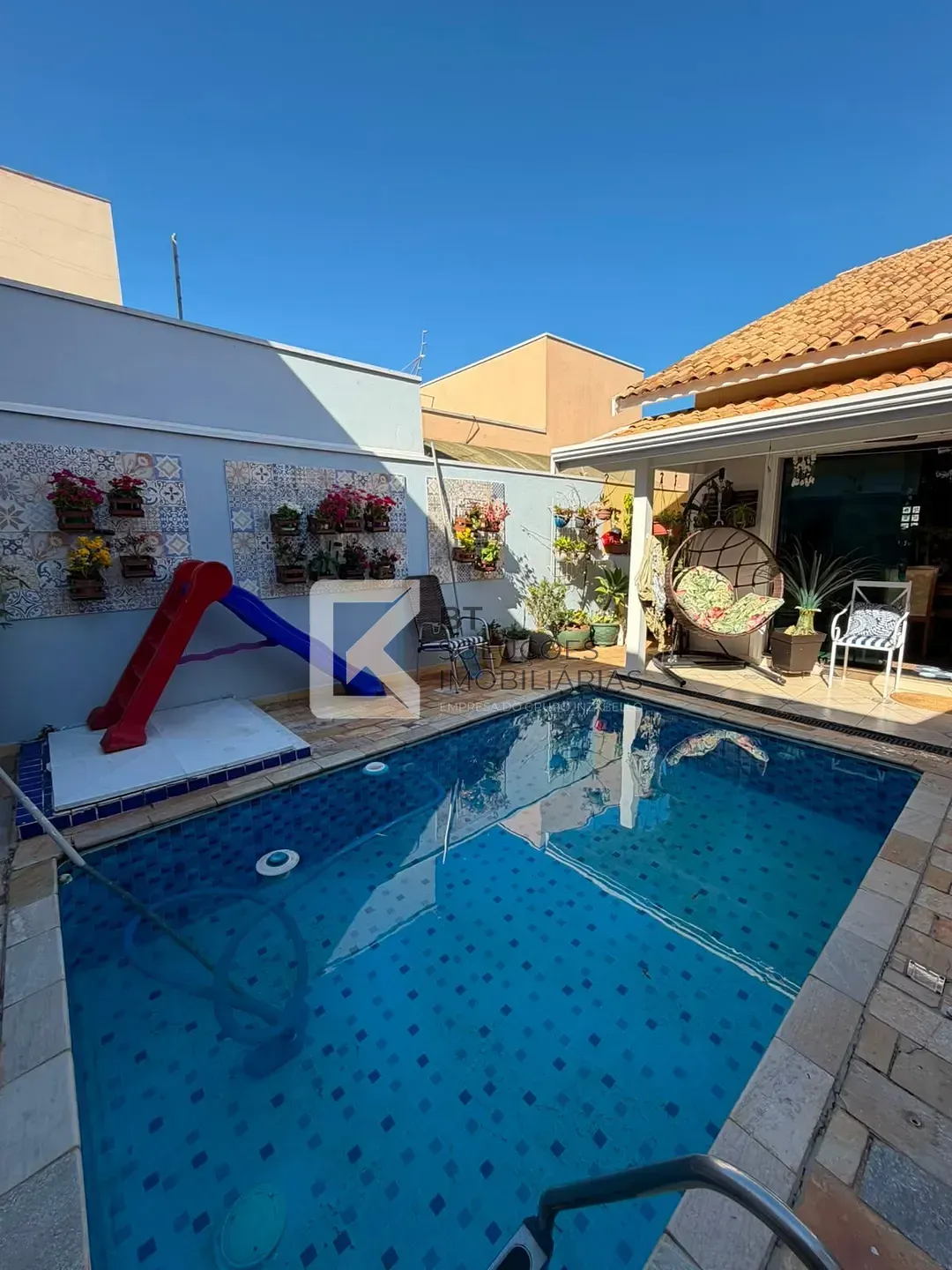 Sobrado, 3 quartos, 232 m² - Foto 1
