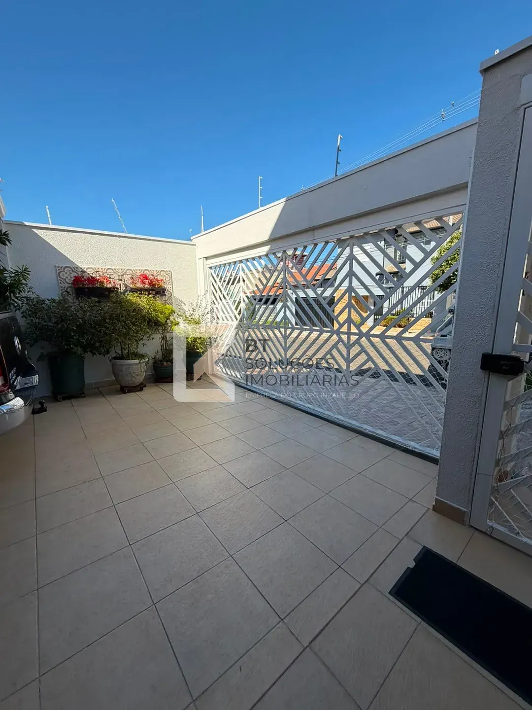 Sobrado, 3 quartos, 232 m² - Foto 2
