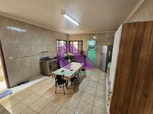Sobrado com 217m² 3 quartos e 3 banheiros, à venda, no bairro km 18 em Osasco