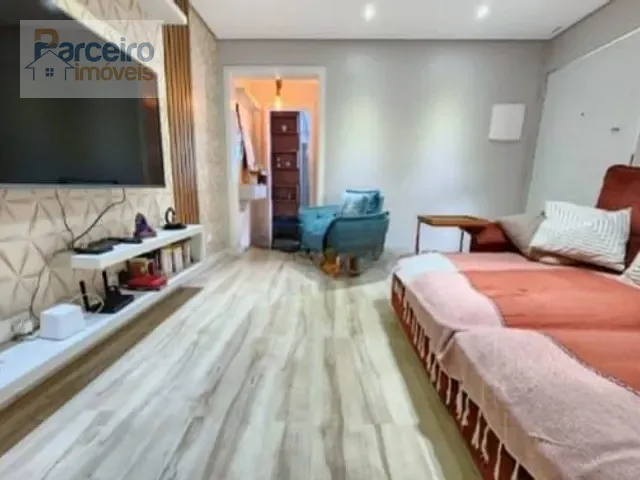 Sobrado com 130m² 3 quartos e 2 banheiros, à venda, no bairro Jardim Maringá em São Paulo
