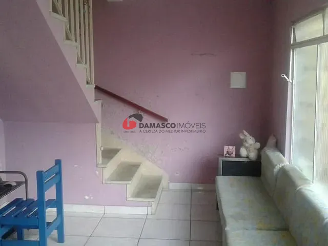 Sobrado com 131m² 3 quartos e 2 banheiros, à venda, no bairro Campestre em Santo André