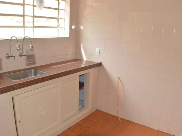 Sobrado com 195m² 3 quartos e 2 banheiros, à venda, no bairro Centro em Bragança Paulista