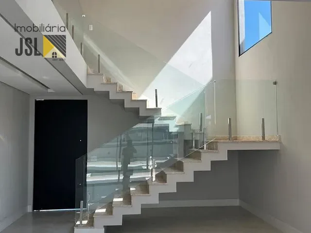 Sobrado com 300m² 3 quartos e 4 banheiros, à venda, no bairro Condomínio Terras do Vale em Caçapava