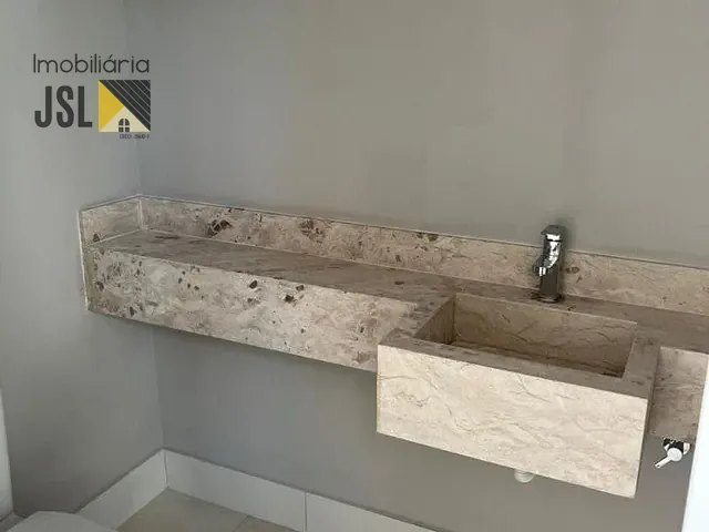 Sobrado com 300m² 3 quartos e 4 banheiros, à venda, no bairro Condomínio Terras do Vale em Caçapava