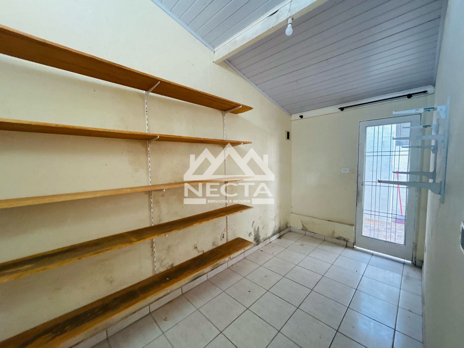 Sobrado à venda e aluguel com 6 quartos, 247m² - Foto 36