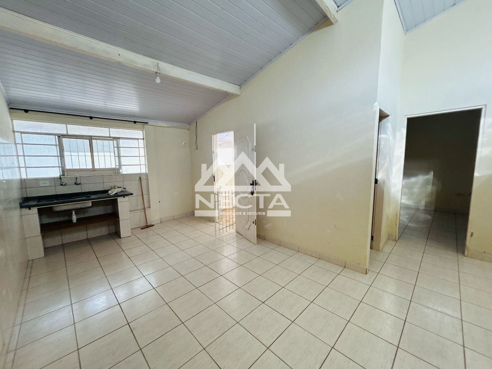 Sobrado à venda e aluguel com 6 quartos, 247m² - Foto 37