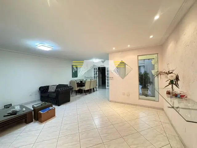 Sobrado 3 quartos e 4 banheiros, à venda, no bairro Mooca em São Paulo