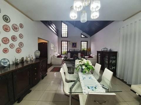 Sobrado à venda 4 Quartos, 2 Suites, 4 Vagas, 312M², Jardim São Caetano, São Caetano do Sul - SP