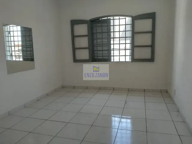 Sobrado com 240m² 5 quartos e 1 banheiro, para alugar, no bairro Campestre em Santo André