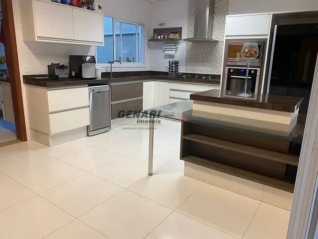 Sobrado com 496m² 4 quartos e 5 banheiros, à venda, no bairro Jardim Residencial Villa Suíça em Indaiatuba