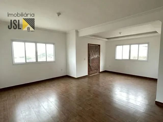 Sobrado com 175m² 4 quartos e 3 banheiros, à venda, no bairro Parque Residencial Santo André em Caçapava