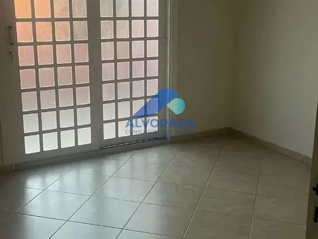 Sobrado com 250m² 3 quartos e 6 banheiros, à venda, no bairro Bosque dos Eucaliptos em São José Dos Campos