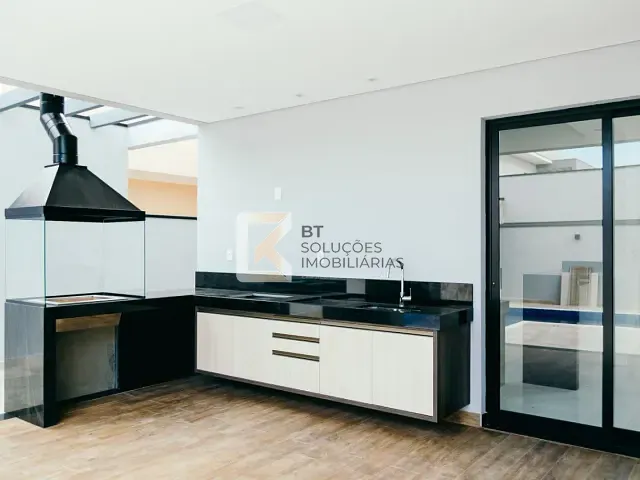 Sobrado com 300m² 4 quartos e 5 banheiros, para alugar, no bairro Jardim Residencial Dona Lucilla em Indaiatuba