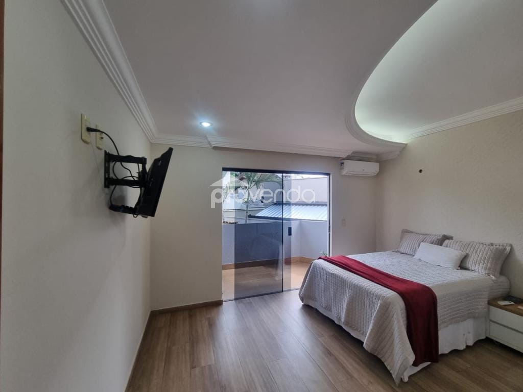 Sobrado, 5 quartos, 321 m² - Foto 13