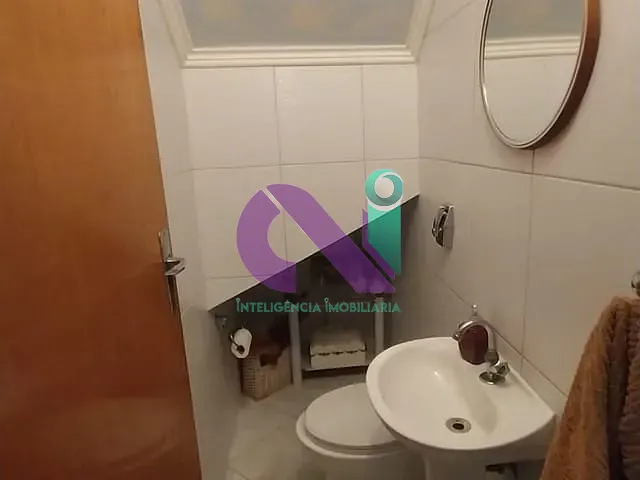 Sobrado com 231m² 3 quartos e 3 banheiros, à venda, no bairro Jardim Roberto em Osasco