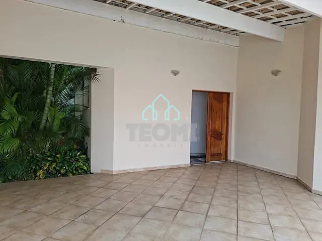 Sobrado com 310m² 3 quartos e 3 banheiros, à venda, no bairro Residencial Novo Horizonte em Taubaté