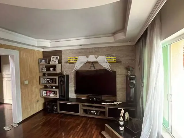 Sobrado 3 quartos e 2 banheiros, à venda, no bairro Jardim Vila Galvão em Guarulhos