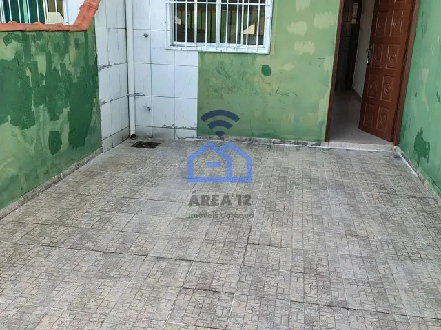 Sobrado com 65m² 2 quartos e 1 banheiro, para alugar, no bairro Porto novo em Caraguatatuba