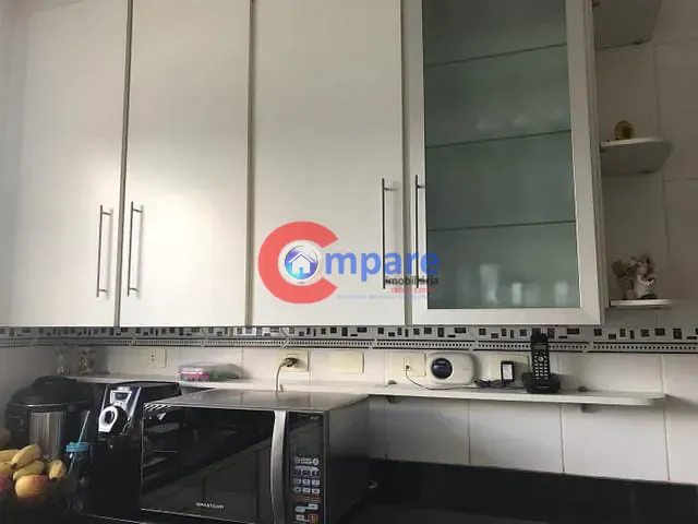 Sobrado com 196m² 3 quartos e 4 banheiros, à venda, no bairro Parque Continental II em Guarulhos