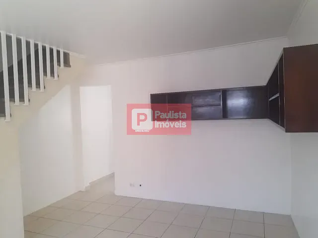 Sobrado com 70m² 2 quartos e 3 banheiros, para alugar, no bairro Campo Belo em São Paulo