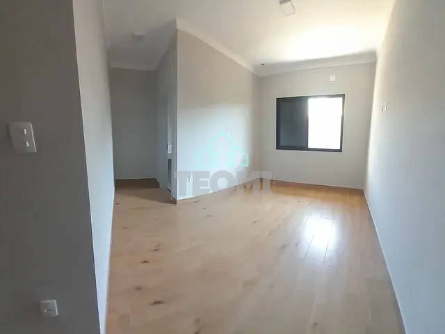 Sobrado com 300m² 3 quartos e 3 banheiros, à venda, no bairro Monte Belo em Taubaté