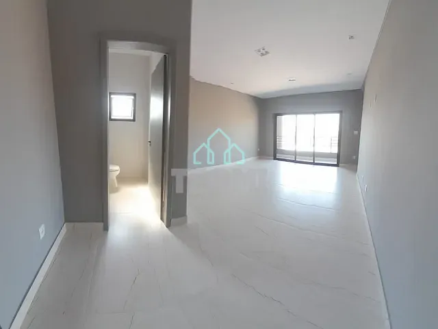 Sobrado com 300m² 3 quartos e 3 banheiros, à venda, no bairro Monte Belo em Taubaté