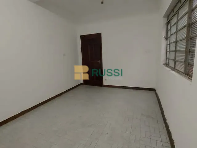 Sobrado com 118m² 5 quartos e 2 banheiros, à venda, no bairro Centro em Jacareí