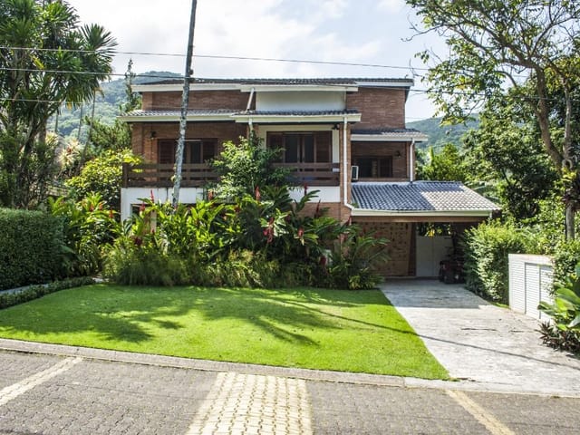 Foto do Sobrado - Sobrado com 4 dormitórios à venda, 348 m² por R$ 3.300.000,00 - T Pequeno - São Sebastião/SP | INDEPENDENCE NEGOCIOS IMOBILIARIOS LTDA