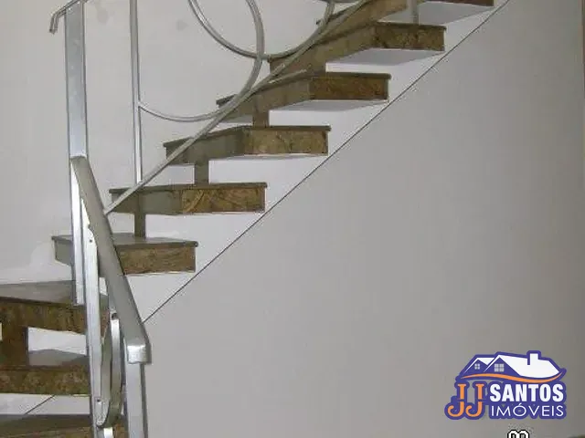 Sobrado com 227m² 3 quartos e 4 banheiros, à venda, no bairro Água Rasa em São Paulo