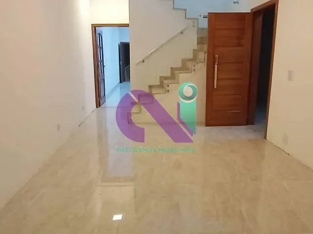 Sobrado com 150m² 3 quartos e 5 banheiros, à venda, no bairro Santo Antônio em Osasco