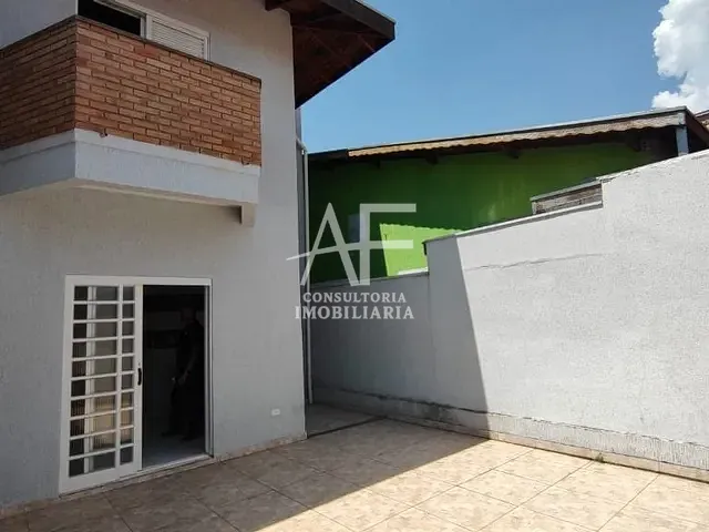 Sobrado com 125m² 2 quartos e 3 banheiros, à venda, no bairro Parque Vera Cruz em Tremembé