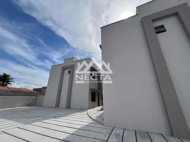 Sobrado com 85m² 2 quartos e 2 banheiros, à venda, no bairro Pontal de Santa Marina em Caraguatatuba
