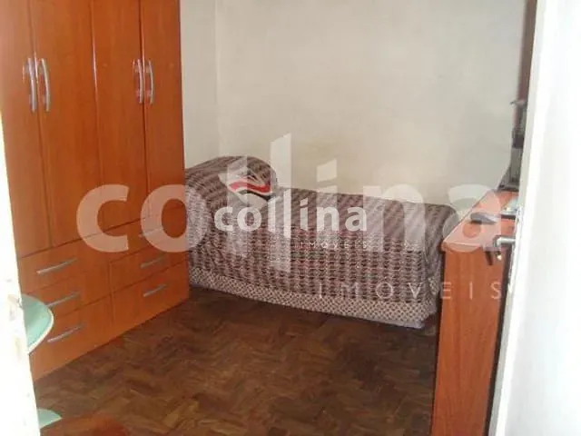 Sobrado com 80m² 3 quartos e 2 banheiros, à venda, no bairro Conjunto Habitacional Presidente Castelo Branco em Carapicuíba