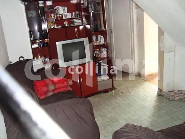 Sobrado com 80m² 3 quartos e 2 banheiros, à venda, no bairro Conjunto Habitacional Presidente Castelo Branco em Carapicuíba