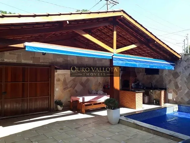 Sobrado com 250m² 4 quartos e 3 banheiros, à venda, no bairro Jardim Avelino em São Paulo