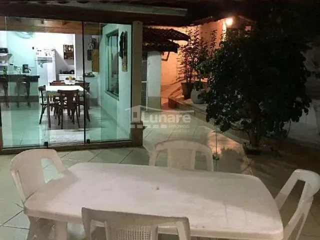 Sobrado com 577m² 3 quartos e 4 banheiros, à venda, no bairro Vila Oliveira em Mogi das Cruzes