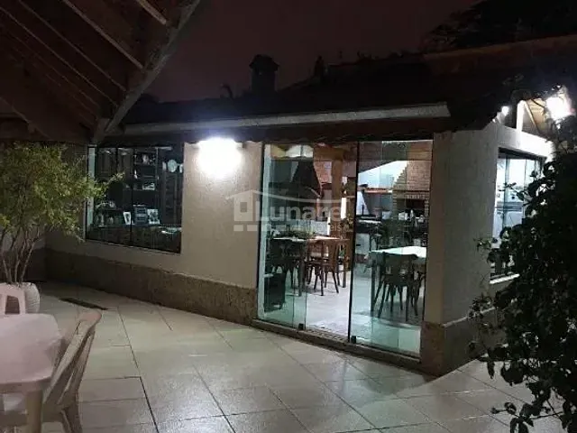 Sobrado com 577m² 3 quartos e 4 banheiros, à venda, no bairro Vila Oliveira em Mogi das Cruzes