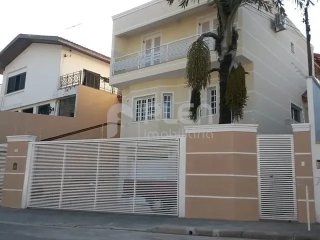 Sobrado 4 quartos e 5 banheiros, para alugar, no bairro Jardim Leonor Mendes de Barros em São Paulo